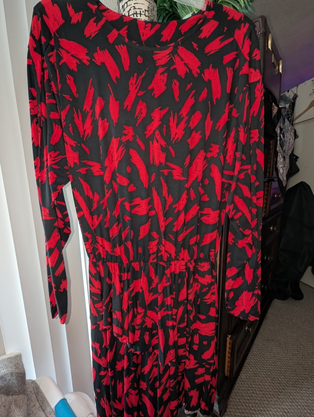 Zara Red and Black Long Sleeve Printed Midi Dress